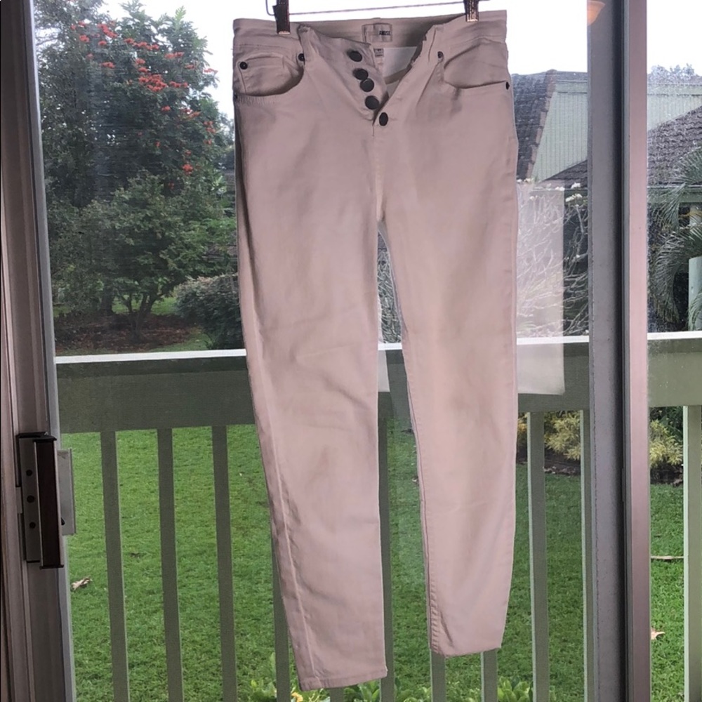 Amuse moi white skinny leg jeans size 27”